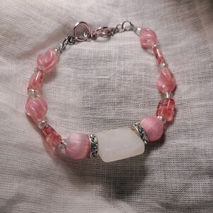 Elegant Pink and White Beaded Bracelet